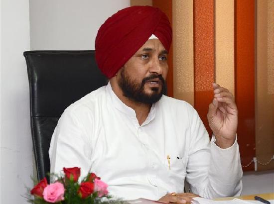 ਮੁੱਖ ਮੰਤਰੀ ਵੱਲੋਂ ਸ੍ਰੀਨਗਰ ਦੇ ਸਕੂਲ ਅੰਦਰ ਪ੍ਰਿੰਸੀਪਲ ਤੇ ਅਧਿਆਪਕ ਦੀ ਬੇਰਹਿਮ ਹੱਤਿਆ ’ਤੇ ਦੁੱਖ ਦਾ ਪ੍ਰਗਟਾਵਾ