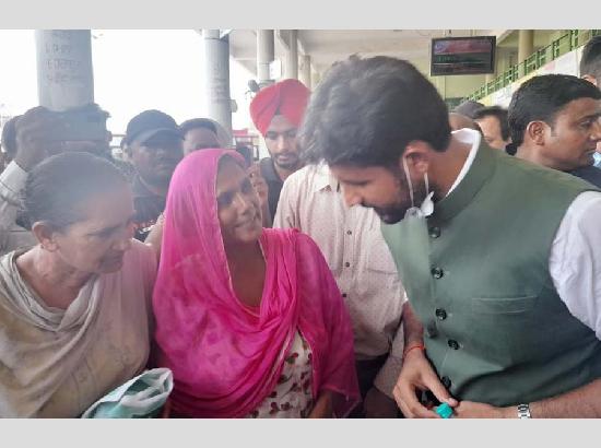 ਲੋਕਾਂ ਦੇ ਸੁਖਾਵੇਂ ਸਫ਼ਰ ਲਈ 800 ਨਵੀਆਂ ਸਰਕਾਰੀ ਬੱਸਾਂ ਜਲਦੀ ਸੜਕਾਂ ’ਤੇ ਦੌੜਣਗੀਆਂ- ਰਾਜਾ ਵੜਿੰਗ