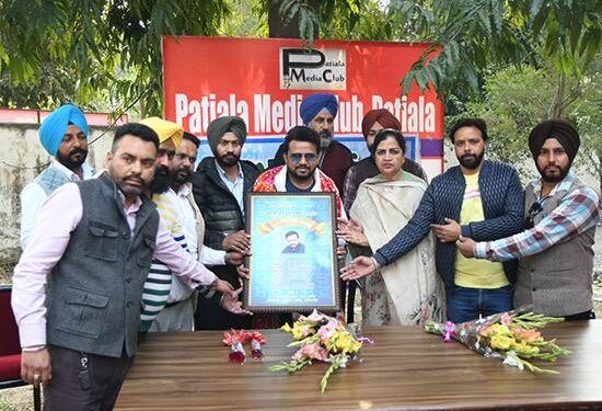 ਕਰਮਜੀਤ ਅਨਮੋਲ ਨੂੰ ਮਾਤ ਭਾਸ਼ਾ ਸੇਵਕ ਸਨਮਾਨ ਨਾਲ ਨਿਵਾਜਿਆ