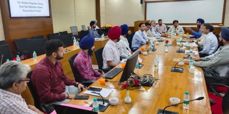 ਹੁਸ਼ਿਆਰਪੁਰ ਵਿਚਲੇ ਭੰਗੀ ਚੋਅ ਨੂੰ ਪਟਿਆਲਾ ਦੀ ਵੱਡੀ ਤੇ ਛੋਟੀ ਨਦੀ ਦੀ ਤਰਜ਼ ਤੇ ਕੀਤਾ ਜਾਵੇਗਾ ਵਿਕਸਤ: ਬ੍ਰਮ ਸ਼ੰਕਰ ਜਿੰਪਾ