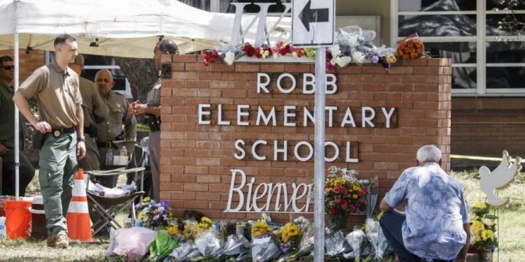 Texas shooting: Police accused of delay in storming Uvalde school