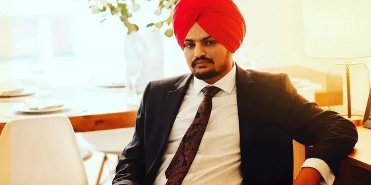 Sidhu Moosewala Murder: ਸਿੱਧੂ ਮੂਸੇਵਾਲਾ ਦਾ ਚਿੱਟੇ ਦਿਨ ਗੋਲੀਆਂ ਮਾਰ ਕੇ ਕਤਲ, 2 ਸਾਥੀ ਗੰਭੀਰ ਜ਼ਖ਼ਮੀ