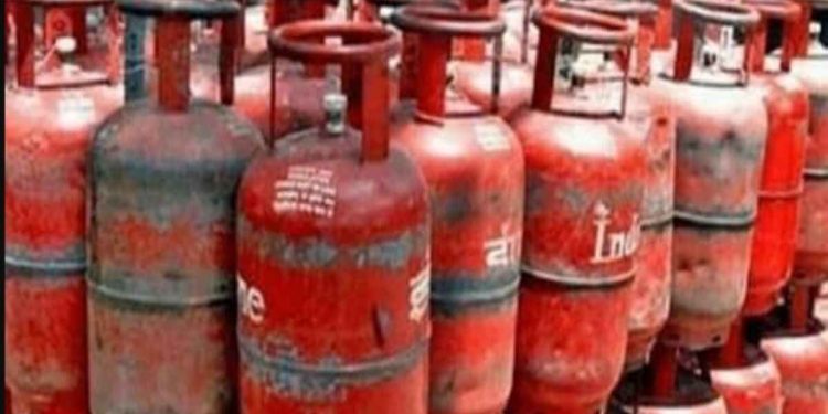 LPG ਸਿਲੰਡਰ ‘ਤੇ ਮਿਲੇਗੀ 200 ਰੁਪਏ ਦੀ ਸਬਸਿਡੀ, ਉੱਜਵਲਾ ਯੋਜਨਾ ਦੇ 9 ਕਰੋੜ ਲਾਭਪਾਤਰੀਆਂ ਨੂੰ ਮਿਲੇਗਾ ਲਾਭ