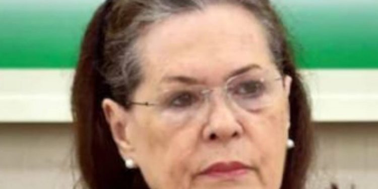 SONIA GANDHI TESTS COVID 19 POSITIVE: ਕਾਂਗਰਸ ਪ੍ਰਧਾਨ ਸੋਨੀਆ ਗਾਂਧੀ ਕਰੋਨਾ ਸੰਕਰਮਿਤ, ਟੈਸਟ ਰਿਪੋਰਟ ਆਈ ਪਾਜ਼ੀਟਿਵ