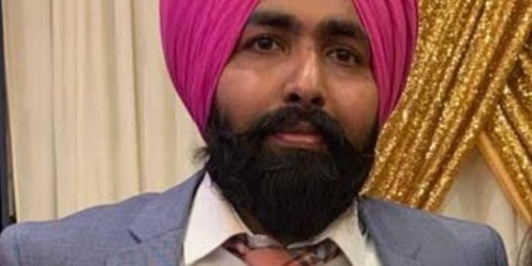 Balwinder singh Newyork hitted by stranger (black man)