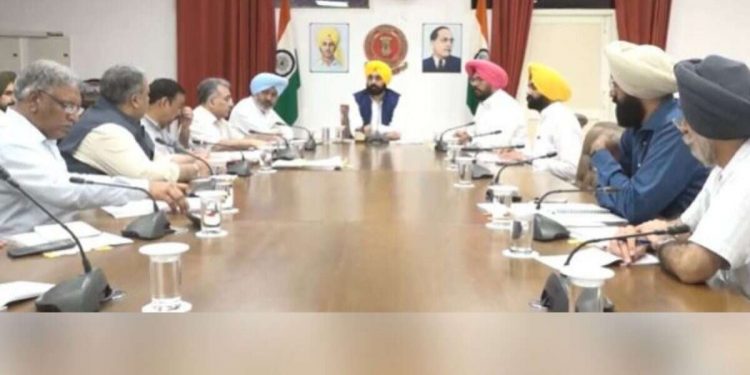 ਮਕਾਨ ਉਸਾਰੀ, ਮਾਲ ਅਤੇ ਸਥਾਨਕ ਸਰਕਾਰਾਂ ਬਾਰੇ ਮੰਤਰੀਆਂ ਵੱਲੋਂ ਸ਼ਹਿਰੀ ਜਾਇਦਾਦ ਖਰੀਦਣ ਵਾਲਿਆਂ ਲਈ ਸੁਧਾਰ ਲਿਆਉਣ ਵਾਸਤੇ ਵਿਚਾਰ-ਵਟਾਂਦਰਾ