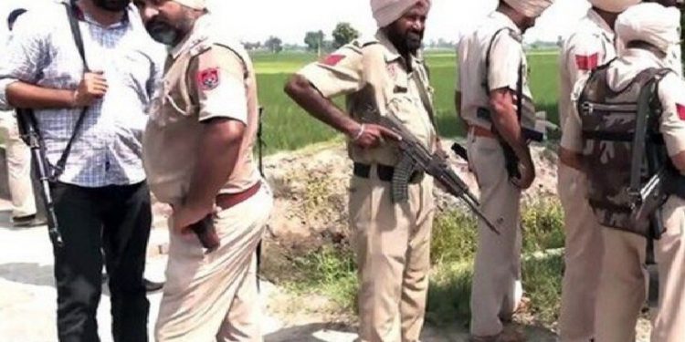 ਗੈਂਗਸਟਰਾਂ ਨੂੰ ਹਥਿਆਰ ਸਪਲਾਈ ਕਰਨ ਵਾਲੇ ਦੋ ਗ੍ਰਿਫਤਾਰ, 55 ਪਿਸਟਲ ਬਰਾਮਦ