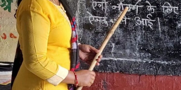 ਪ੍ਰਾਈਵੇਟ ਸਕੂਲਾਂ ਦੇ ਅਧਿਆਪਕਾਂ ਤੇ ਮੁਲਾਜ਼ਮਾਂ ਨੂੰ ਨੌਕਰੀਓਂਂ ਕੱਢਣ ਤੋਂ ਪਹਿਲਾਂ ਸਰਕਾਰ ਤੋਂ ਲੈਣੀ ਪਵੇਗੀ ਮਨਜ਼ੂਰੀ!