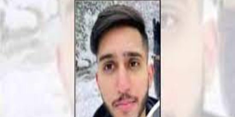 ਸਰੀ ‘ਚ 18 ਸਾਲਾਂ ਵਿਦਿਆਰਥੀ ਨੂੰ ਇਨਸਾਫ ਲਈ ਕੱਢਿਆ ਕੈਂਡਲ ਮਾਰਚ,ਵੱਡੀ ਗਿਣਤੀ ‘ਚ ਲੋਕ ਹੋਏ ਸ਼ਾਮਲ