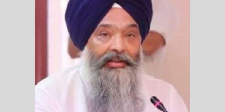 ਪ੍ਰਤਾਪ ਸਿੰਘ ਬਾਜਵਾ ਨੇ ਡਾ. ਮਨਮੋਹਨ ਸਿੰਘ ਨੂੰ ਫਰਜ਼ੀ ਪ੍ਰਧਾਨ ਮੰਤਰੀ ਕਹਿ ਕੇ ਸਿੱਖਾਂ ਤੇ ਪੰਜਾਬੀਆਂ ਦੀਆਂ ਭਾਵਨਾਵਾਂ ਨੂੰ ਠੇਸ ਪਹੁੰਚਾਈ: ਅਕਾਲੀ ਦਲ