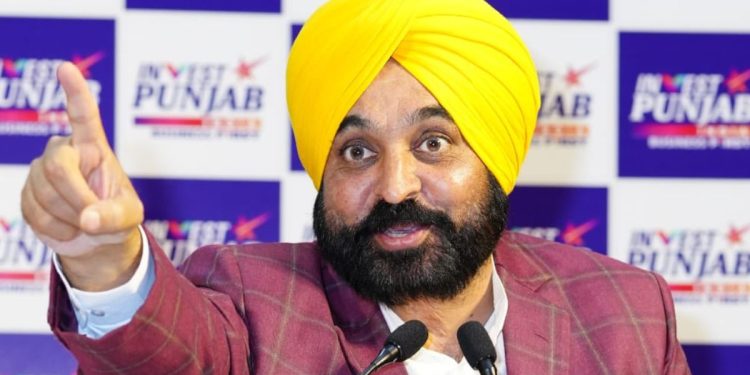 ਮੁੱਖ ਮੰਤਰੀ ਵੱਲੋਂ ਪੰਜਾਬ ਦੇ ਸਰਹੱਦੀ ਜ਼ਿਲ੍ਹਿਆਂ ਵਿੱਚ ਉਦਯੋਗ ਦੇ ਵਿਕਾਸ ‘ਤੇ ਵੱਧ ਜ਼ੋਰ ਦੇਣ ਦਾ ਐਲਾਨ