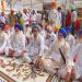 ਸ੍ਰੀ ਗੁਰੂ ਗ੍ਰੰਥ ਸਾਹਿਬ ਦੀ ਬੇਅਦਬੀ ਦੇ ਮਾਮਲੇ ’ਚ ਪਿੰਡ ਦੇ 70 ਲੋਕਾਂ ਨੂੰ ਇਕੱਠੇ ਧਾਰਮਿਕ ਸਜ਼ਾ ਸੁਣਾਈ ਗਈ ਹੈ।