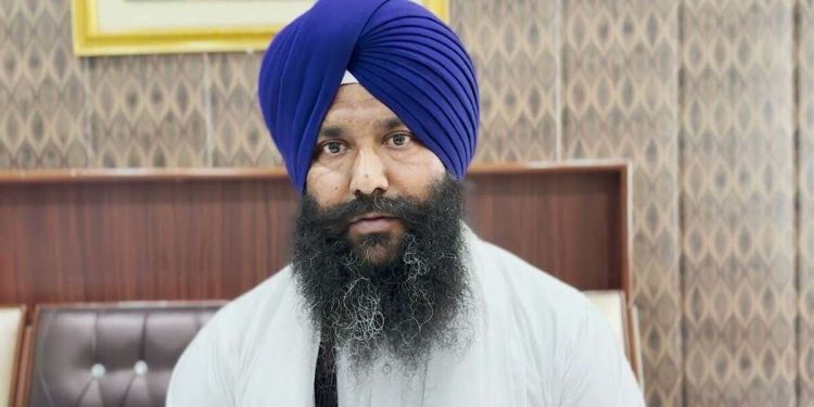 ਅੰਡਰ ਗਾਰਮੈਂਟਸ ‘ਤੇ ਛਪੇ ਪਾਵਨ ਖੰਡੇ ਦਾ ਜਥੇਦਾਰ ਨੇ ਲਿਆ ਸਖ਼ਤ ਨੋਟਿਸ