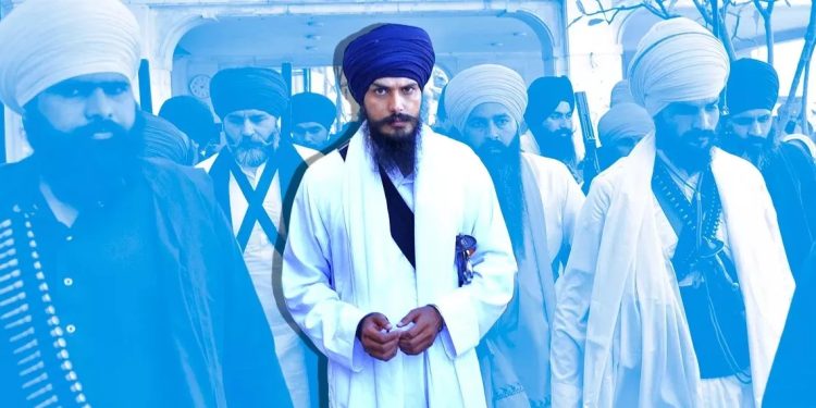 ਅੰਮ੍ਰਿਤਪਾਲ ਸਿੰਘ ਦੇ ਪਿਤਾ ਨੇ ਕਿਹਾ- ਸਾਥੀਆਂ ਸਮੇਤ ਪੰਜਾਬ ਦੀ ਜੇਲ੍ਹ ‘ਚ ਕੀਤਾ ਜਾਵੇ ਤਬਦੀਲ,ਦਿੱਤਾ ਅਲਟੀਮੇਟਮ