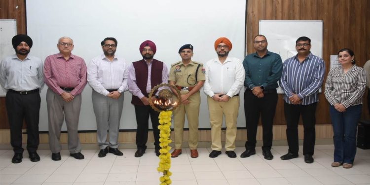 ਸੰਸਥਾ ਗਿਆਨ ਆਧਾਰਤ ਸਮਾਗਮ ਕਰਵਾਉਣ ਦੀ ਵਚਨਬੱਧ : ਡਾ. ਦਿਓਲ