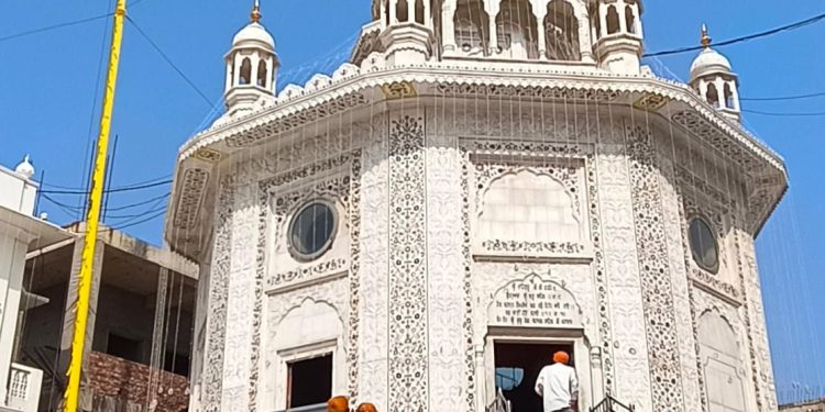 350th Shaheedi Diwas : ਕੀ ਹੈ ਸ੍ਰੀ ਗੁਰੂ ਤੇਗ ਬਹਾਦਰ ਸਾਹਿਬ ਦੀ ਚਰਨ-ਛੋਹ ਪ੍ਰਾਪਤ ਅਸਥਾਨ ਗੁਰਦੁਆਰਾ ਥੜ੍ਹਾ ਸਾਹਿਬ ਦਾ ਇਤਿਹਾਸ ?