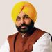 ਜੇ ਮੈਦਾਨ ਤੋਂ ਲਾਸ਼ ਆਵੇਗੀ ਤਾਂ ਆਪਣੇ ਪੁੱਤ ਨੂੰ ਖੇਡਣ ਕੌਣ ਭੇਜੇਗਾ?: ਭਗਵੰਤ ਮਾਨਪੰਜਾਬ ਦੇ ਮੁੱਖ ਮੰਤਰੀ ਭਗਵੰਤ ਮਾਨ ਨੇ ਕਿਹਾ ਹੈ ਕਿ ਜਦੋਂ ਖੇਡ ਮੈਦਾਨ ਤੋਂ ਲਾਸ਼ ਘਰ ਆਵੇਗੀ ਤਾਂ ਆਪਣੇ ਪੁੱਤ ਨੂੰ ਖੇਡਣ ਲਈ ਕੌਣ ਭੇਜੇਗਾ? ਉਨ੍ਹਾਂ ਕਿਹਾ ਕਿ ਅਜਿਹੇ ਹਾਦਸਿਆਂ ਨੂੰ ਦੇਖਦੇ ਹੋਏ ਪੂਰੇ ਦੇਸ਼ ਦੇ ਖੇਡ ਮੈਦਾਨਾਂ ਦਾ ਰਿਵਿਊ ਕੀਤਾ ਜਾਣਾ ਚਾਹੀਦਾ ਹੈ।  ਵੀਰਵਾਰ ਨੂੰ ਪੰਜਾਬ ਦੇ ਮੁੱਖ ਮੰਤਰੀ ਭਗਵੰਤ ਮਾਨ ਰੋਹਤਕ ਦੇ ਪਿੰਡ ਲਾਖਣਮਾਜਰਾ ਵਿਖੇ ਮ੍ਰਿਤਕ ਕੌਮੀ ਖਿਡਾਰੀ ਹਾਰਦਿਕ ਦੇ ਘਰ ਪਹੁੰਚੇ ਅਤੇ ਸ਼ਰਧਾਂਜਲੀ ਭੇਟ ਕੀਤੀ। ਮੁੱਖ ਮੰਤਰੀ ਨੇ ਕਿਹਾ ਕਿ ਇਸ ਮਾਮਲੇ ਵਿੱਚ ਪ੍ਰਧਾਨ ਮੰਤਰੀ ਨਰਿੰਦਰ ਮੋਦੀ ਅਤੇ ਕੇਂਦਰੀ ਖੇਡ ਮੰਤਰੀ ਨੂੰ ਤੁਰੰਤ ਨੋਟਿਸ ਲੈਣਾ ਚਾਹੀਦਾ ਹੈ ਅਤੇ ਜੋ ਵੀ ਦੋਸ਼ੀ ਹੈ, ਉਸ ਖ਼ਿਲਾਫ਼ ਕਾਰਵਾਈ ਕੀਤੀ ਜਾਣੀ ਚਾਹੀਦੀ ਹੈ।