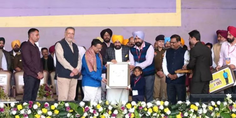 ਭਗਵੰਤ ਮਾਨ ਵੱਲੋਂ ਨਸ਼ਿਆਂ ਵਿਰੁੱਧ ਜੰਗ ਦਾ ਸੱਦਾ