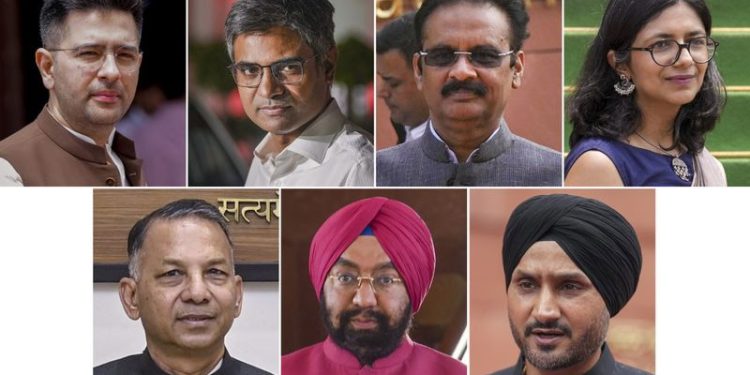 ‘ਆਪ’ ਨੂੰ ਵੱਡਾ ਝਟਕਾ: ਰਾਜ ਸਭਾ ਦੇ 7 ਮੈਂਬਰ ਭਾਜਪਾ ’ਚ ਸ਼ਾਮਲ; ਚੇਅਰਮੈਨ ਨੇ ਰਲੇਵੇਂ ਨੂੰ ਦਿੱਤੀ ਮਾਨਤਾ