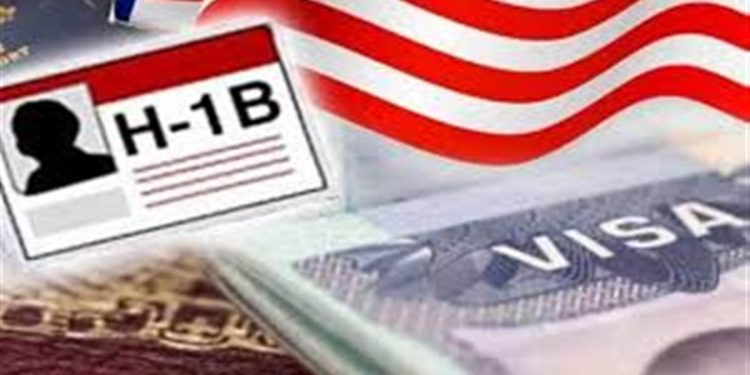 H-1B ਵੀਜ਼ਾ ਲਈ ਦੋ ਲੱਖ ਬਿਨੈਕਾਰਾਂ ਨੇ ਦਿੱਤੇ ਇਕ ਲੱਖ ਡਾਲਰ, 2026 ਲਈ ਡੀਐੱਚਐੱਸ ਨੂੰ ਮਿਲੀਆਂ ਲਗਪਗ 2.86 ਲੱਖ ਅਰਜ਼ੀਆਂ
