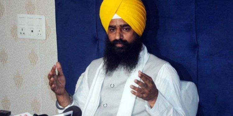 Sukhbir Badal ’ਤੇ ਹੋਏ ਹਮਲੇ ਦੀ ਜਥੇਦਾਰ ਗਿਆਨੀ ਕੁਲਦੀਪ ਸਿੰਘ ਗੜਗੱਜ ਵੱਲੋਂ ਨਿਖੇਧੀ