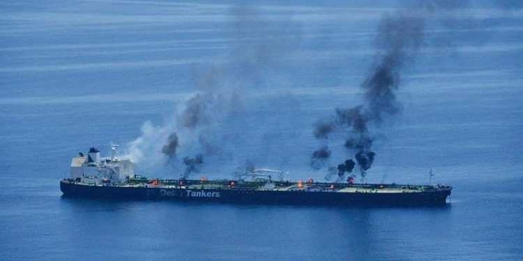 Red Sea Attack: ਭਾਰਤੀ ਝੰਡੇ ਵਾਲੇ ਜਹਾਜ਼ ’ਤੇ ਹਮਲਾ; ਜਹਾਜ਼ ਡੁੱਬਿਆ; 13 ਭਾਰਤੀ ਸੁਰੱਖਿਅਤ ਕੱਢੇ