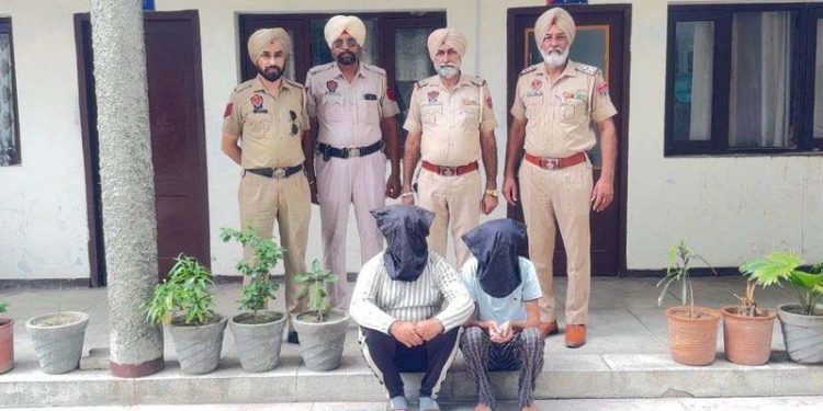 ਕੋਟਕਪੂਰਾ ਵਿੱਚ 10 ਲੱਖ ਦੀ ਫਿਰੌਤੀ ਮੰਗਣ ਵਾਲਾ ਮਾਸਟਰਮਾਈਂਡ ਸਾਥੀ ਸਮੇਤ ਕਾਬੂ