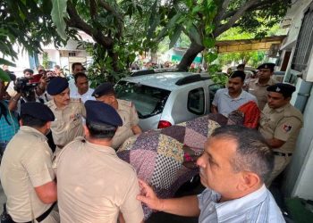 Chandigarh ’ਚ ਪੁਲੀਸ ਹੈੱਡ ਕਾਂਸਟੇਬਲ Nitin Kumar ਦੀ ਗੋਲੀ ਮਾਰ ਕੇ ਹੱਤਿਆ; ਪੁੱਤਰ ਹਿਰਾਸਤ ’ਚ