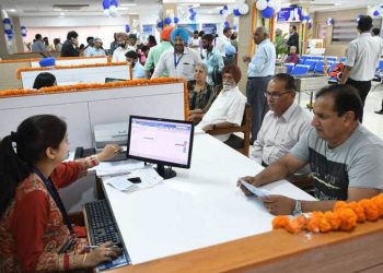 Frontline Jobs: 43.5% ਮਹਿਲਾਵਾਂ ਕਰ ਰਹੀਆਂ ਨੇ ਅਪਲਾਈ, ਪਰ ਸਿਰਫ਼ 13% ਨੌਕਰੀਆਂ ’ਚ ਔਰਤਾਂ ਨੂੰ ਤਰਜੀਹ-ਰਿਪੋਰਟ