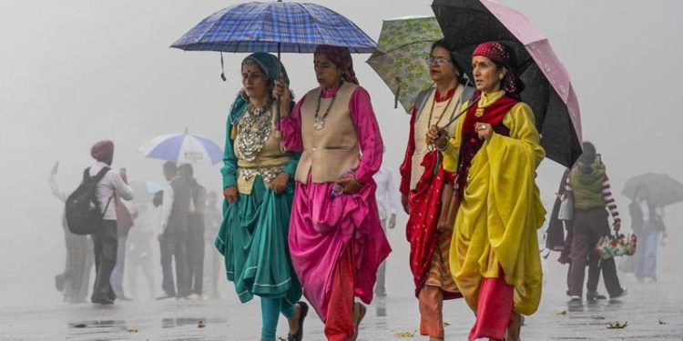Himachal Weather: ਹਿਮਾਚਲ ਪ੍ਰਦੇਸ਼ ਵਿੱਚ ਬਰਫ਼ਬਾਰੀ ਅਤੇ ਮੀਂਹ; ਚਾਰ ਜ਼ਿਲ੍ਹਿਆਂ ਲਈ ਯੈਲੋ ਅਲਰਟ ਜਾਰੀ